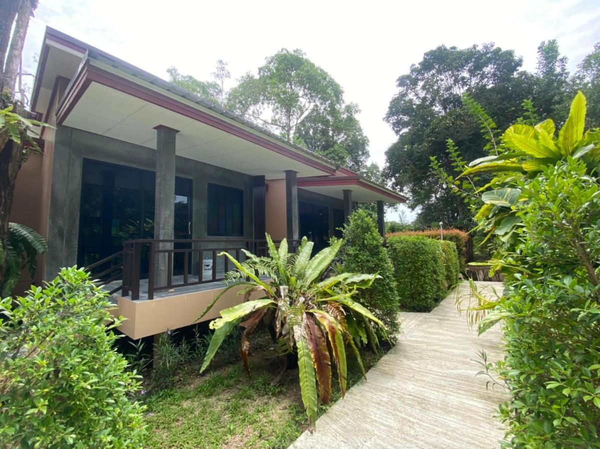 Fill - Feel @ Long Beach Resort Koh Lanta Exterior photo