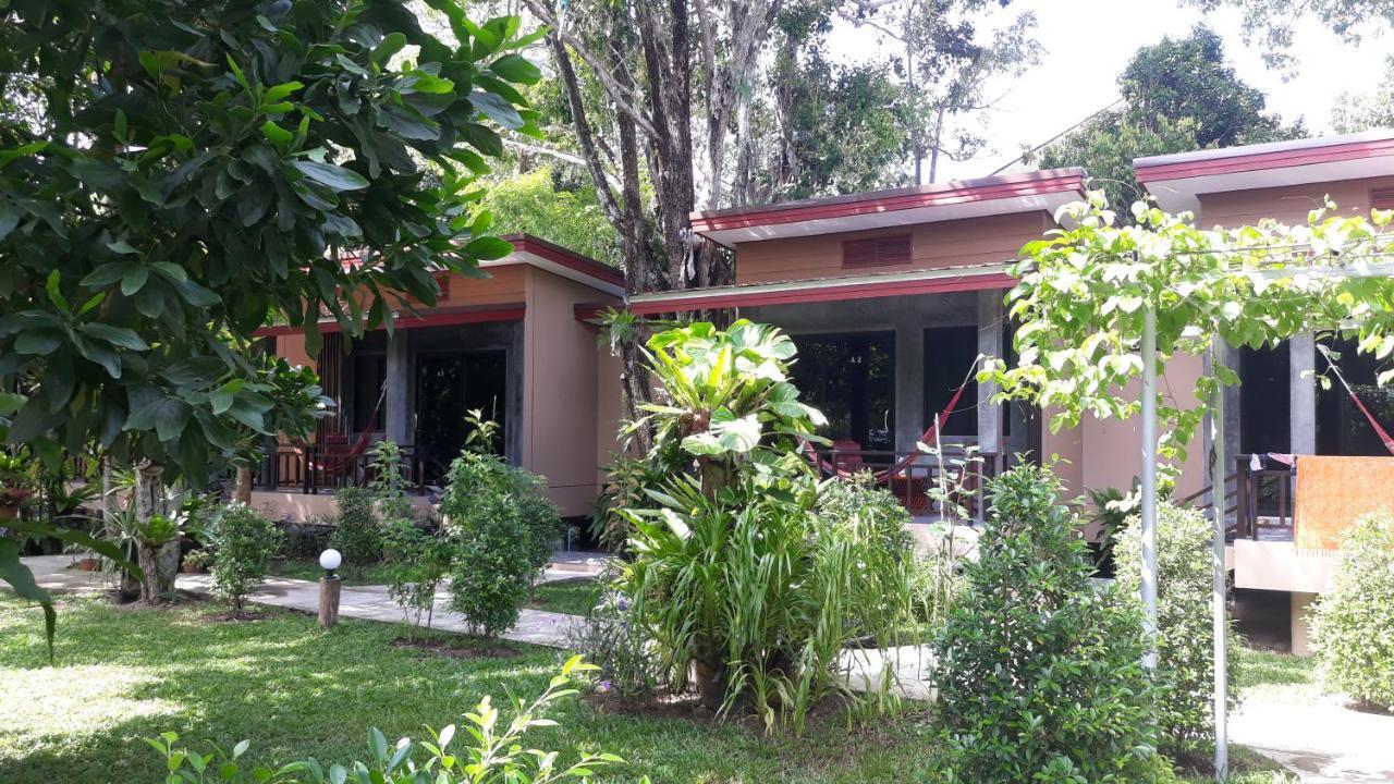 Fill - Feel @ Long Beach Resort Koh Lanta Exterior photo