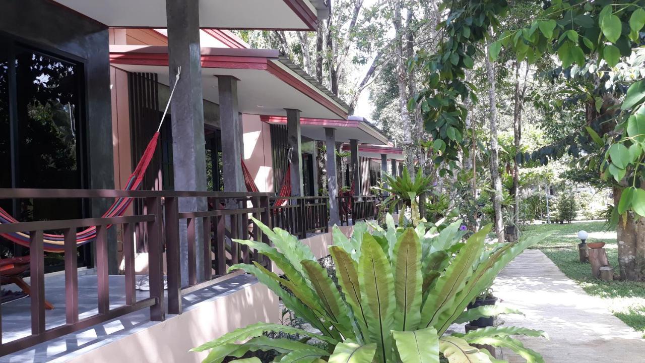 Fill - Feel @ Long Beach Resort Koh Lanta Exterior photo
